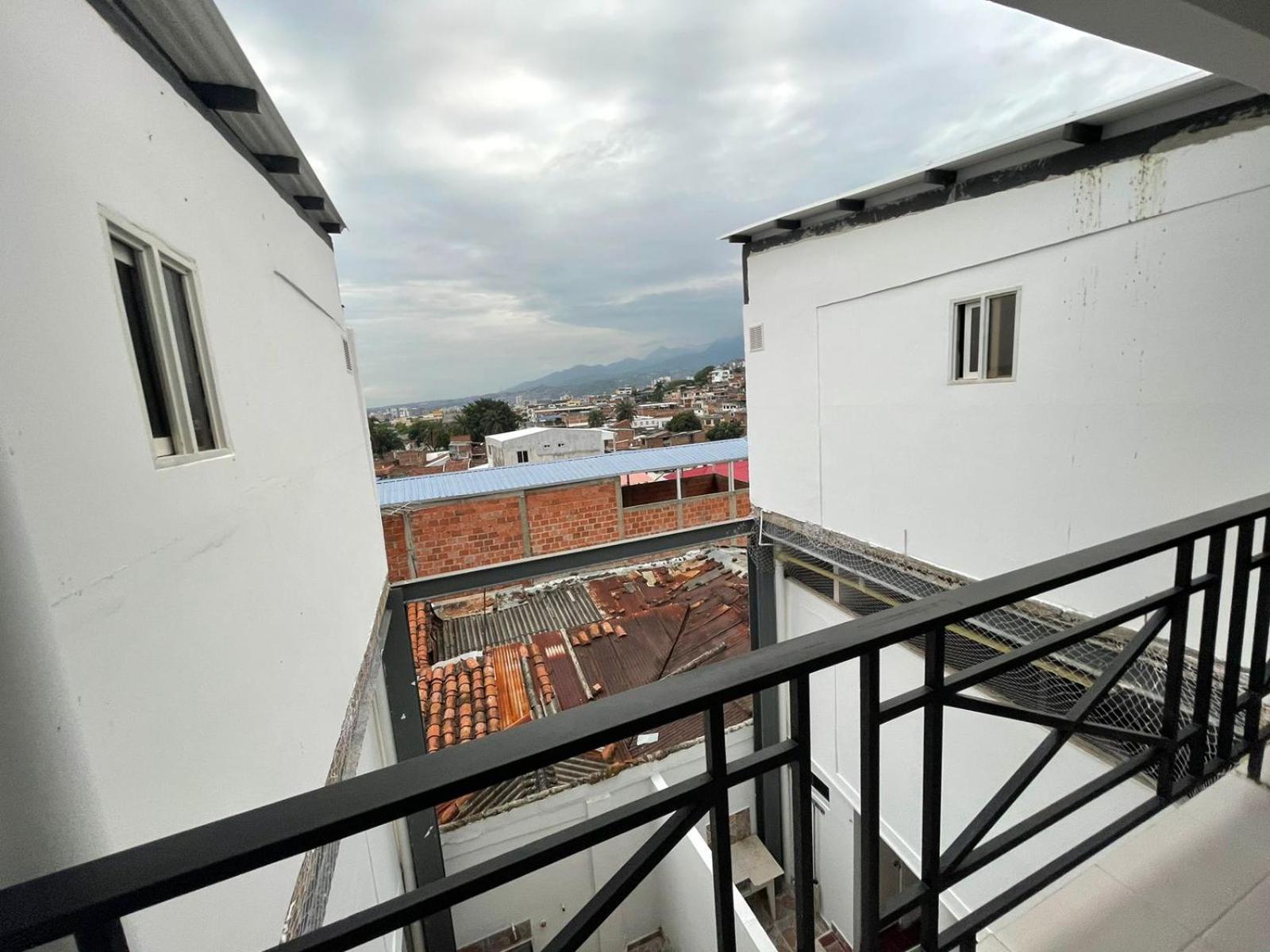 Apartamento En Libertadores - San Antonio - Zona Turistica De Cali Apartment Exterior foto